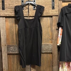 Chic Black Women's Dress with Ruffled Sleeves